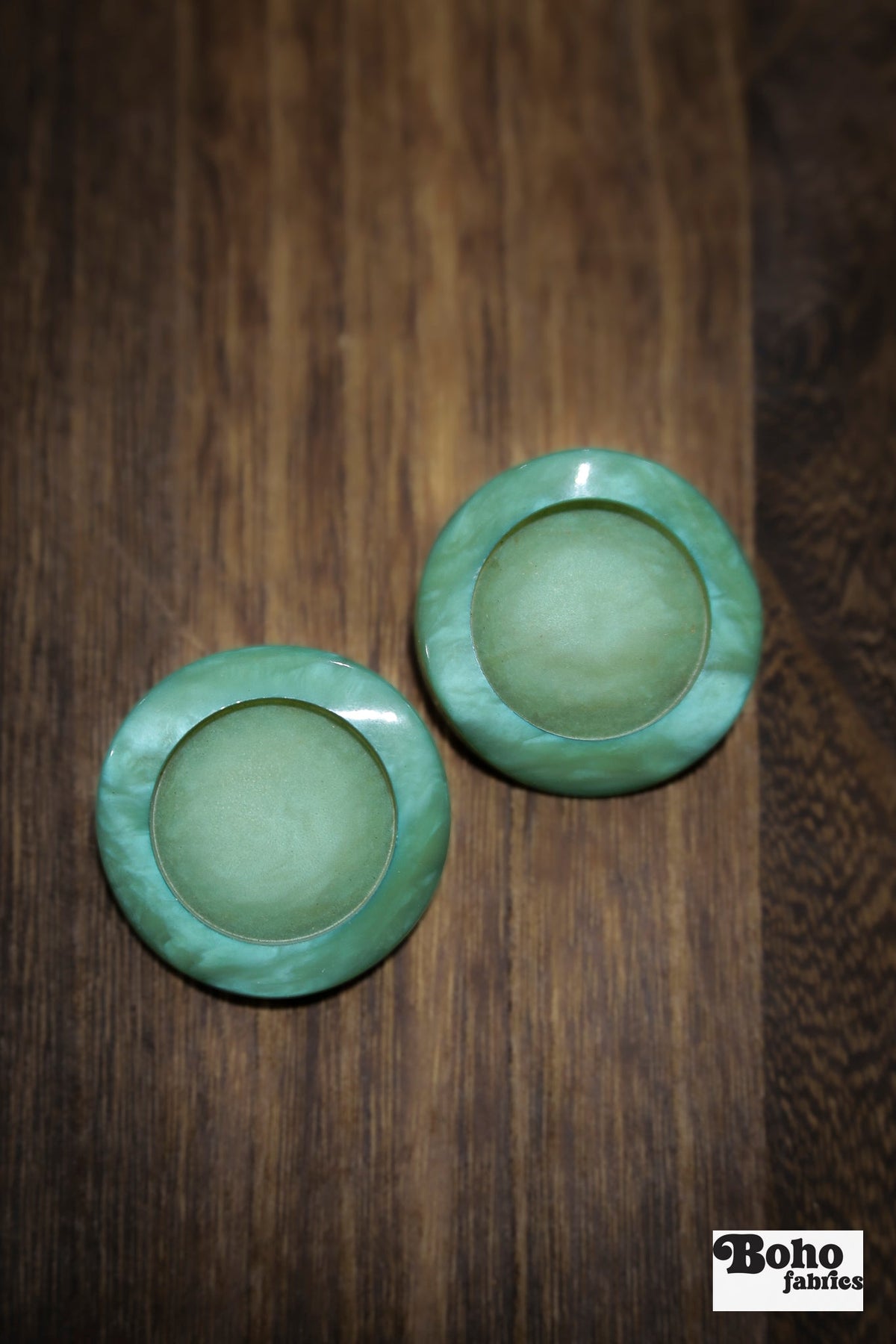 Vintage Light Green Concentric Circles Plastic Shank Buttons. 19mm, 30mm, 34mm - Boho Fabrics - Buttons & Snaps