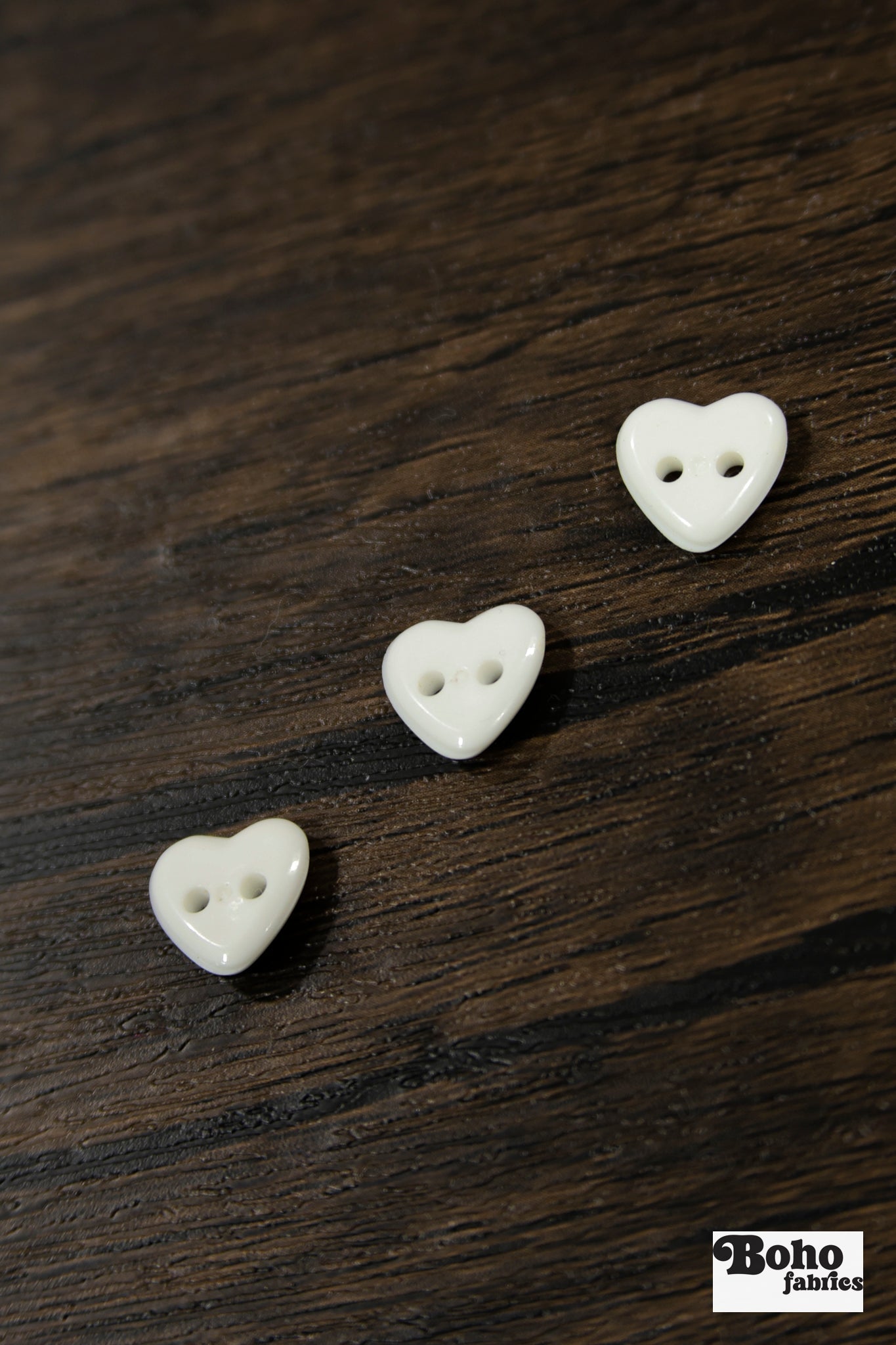 Vintage White Heart Plastic 2-Hole Buttons 12mm, Set of 8 - Boho Fabrics - Buttons & Snaps