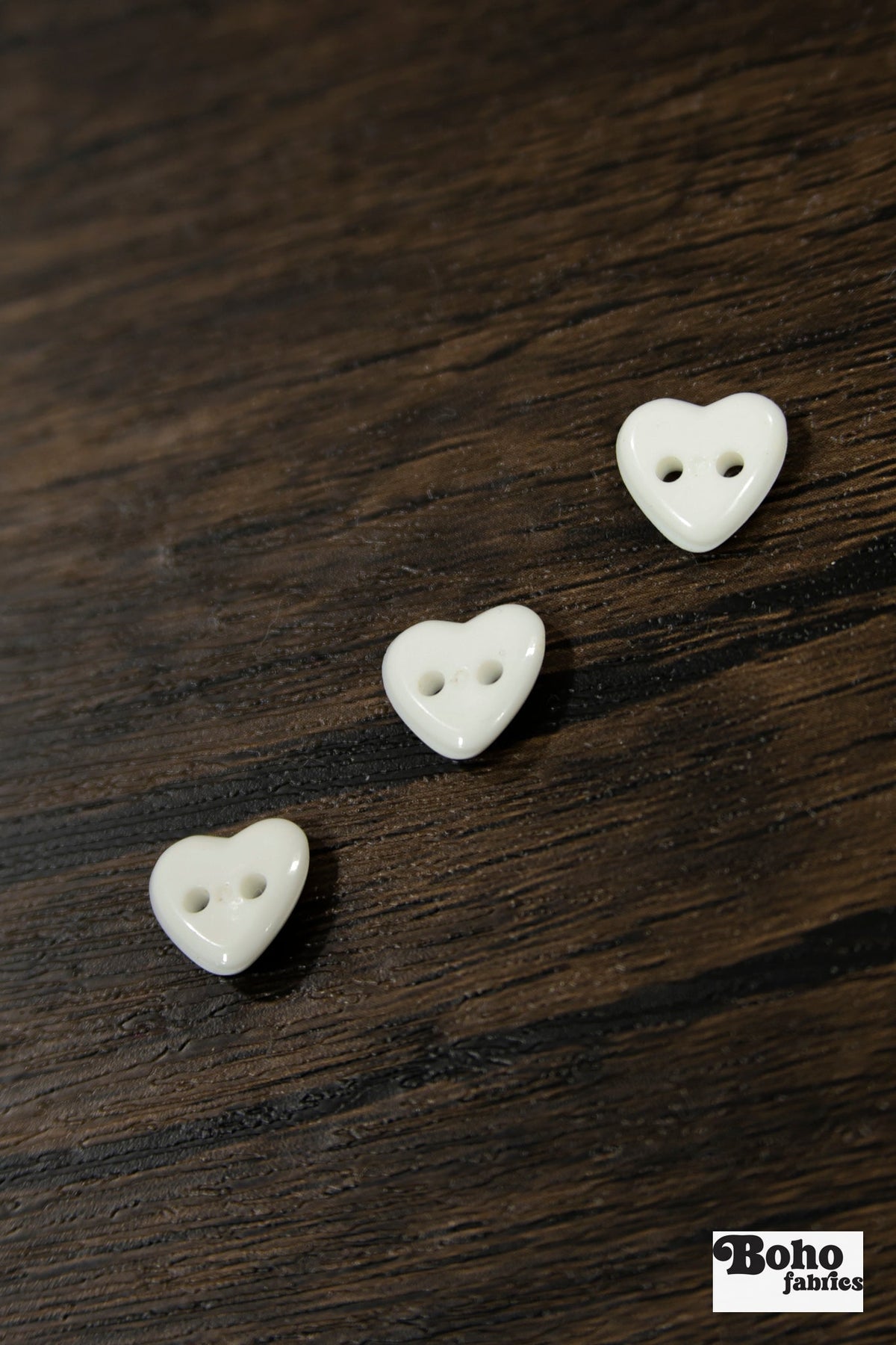 Vintage White Heart Plastic 2-Hole Buttons 12mm, Set of 8 - Boho Fabrics - Buttons & Snaps