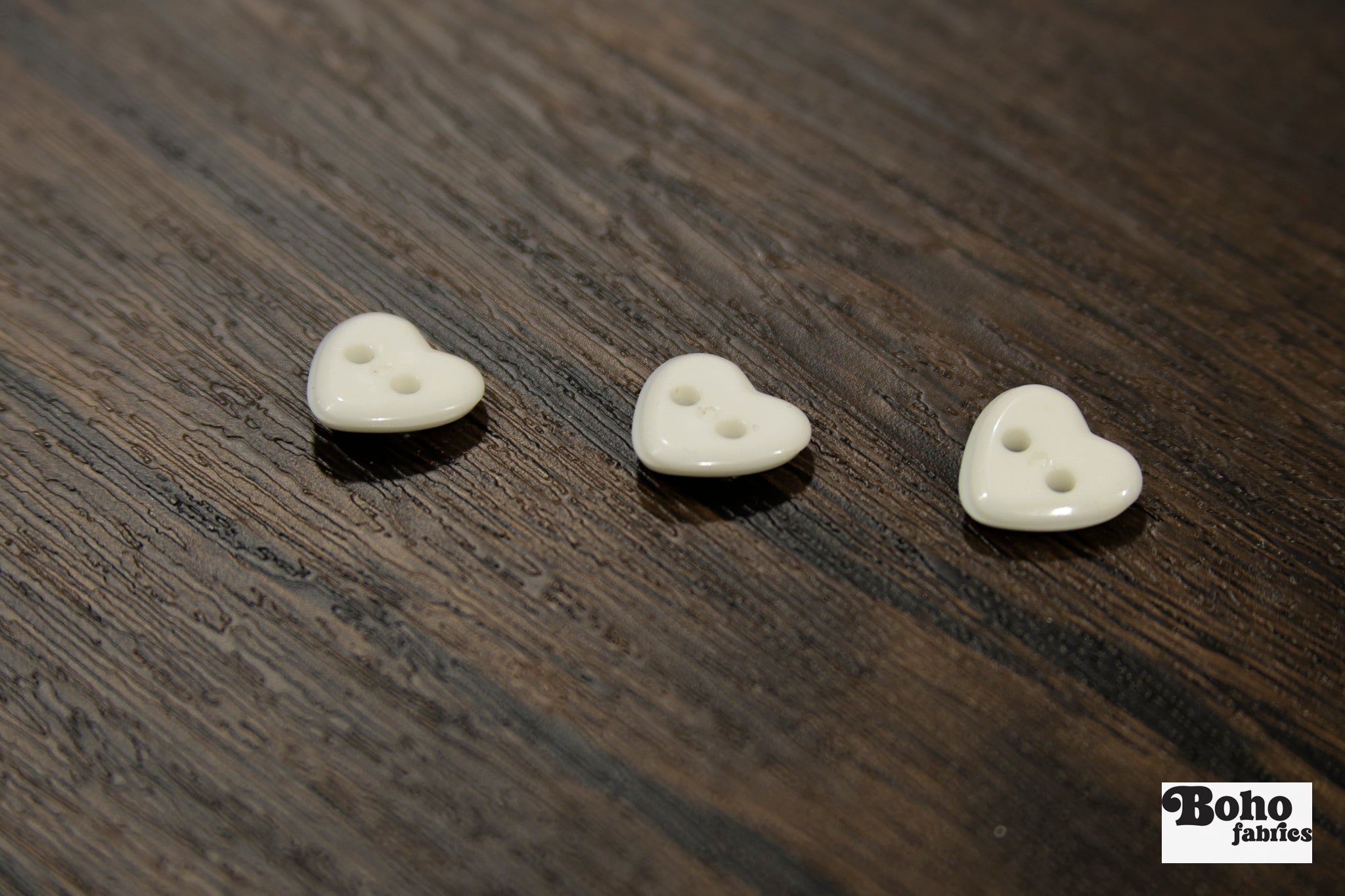 Vintage White Heart Plastic 2-Hole Buttons 12mm, Set of 8 - Boho Fabrics - Buttons & Snaps