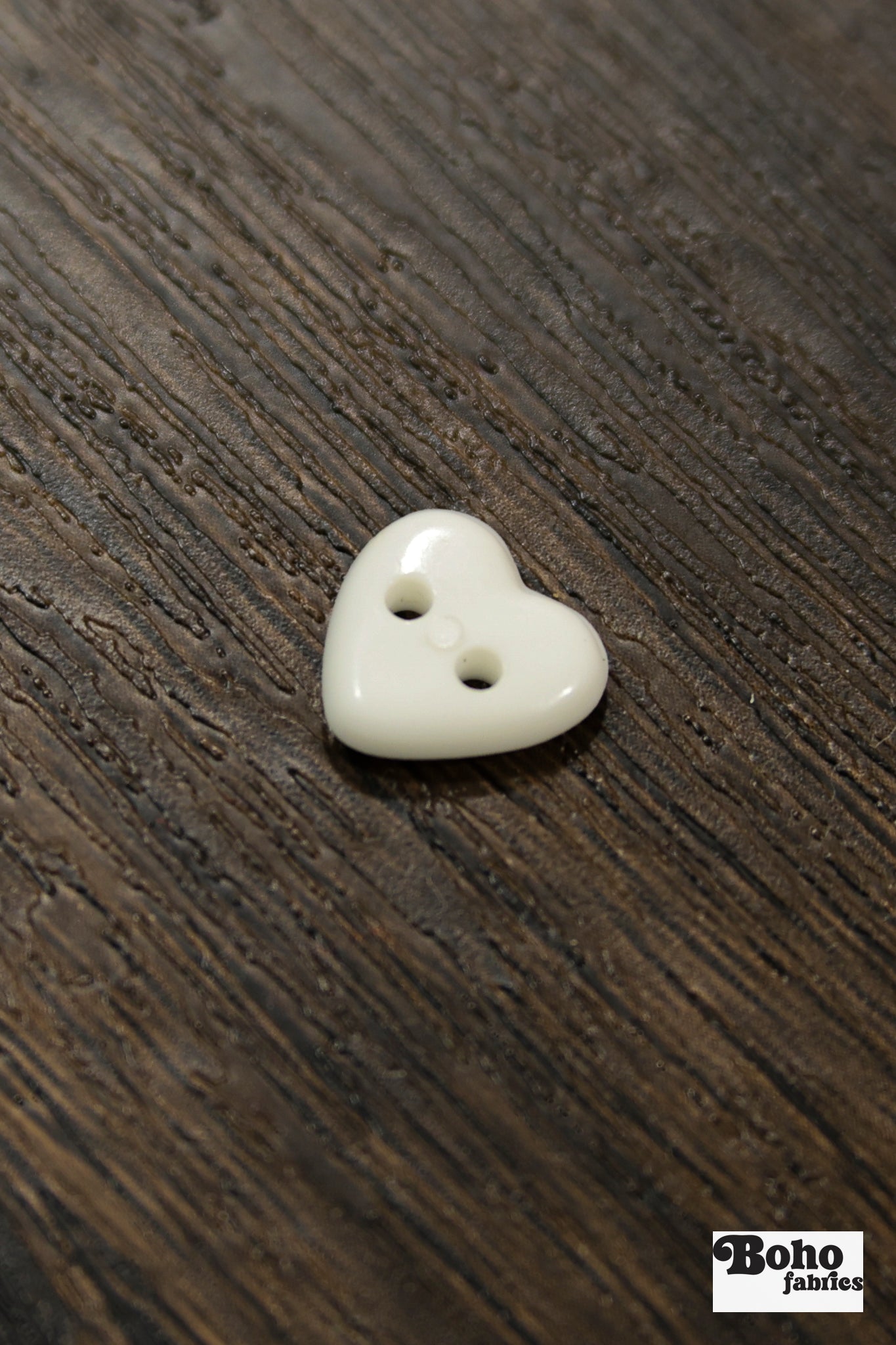 Vintage White Heart Plastic 2-Hole Buttons 12mm, Set of 8 - Boho Fabrics - Buttons & Snaps