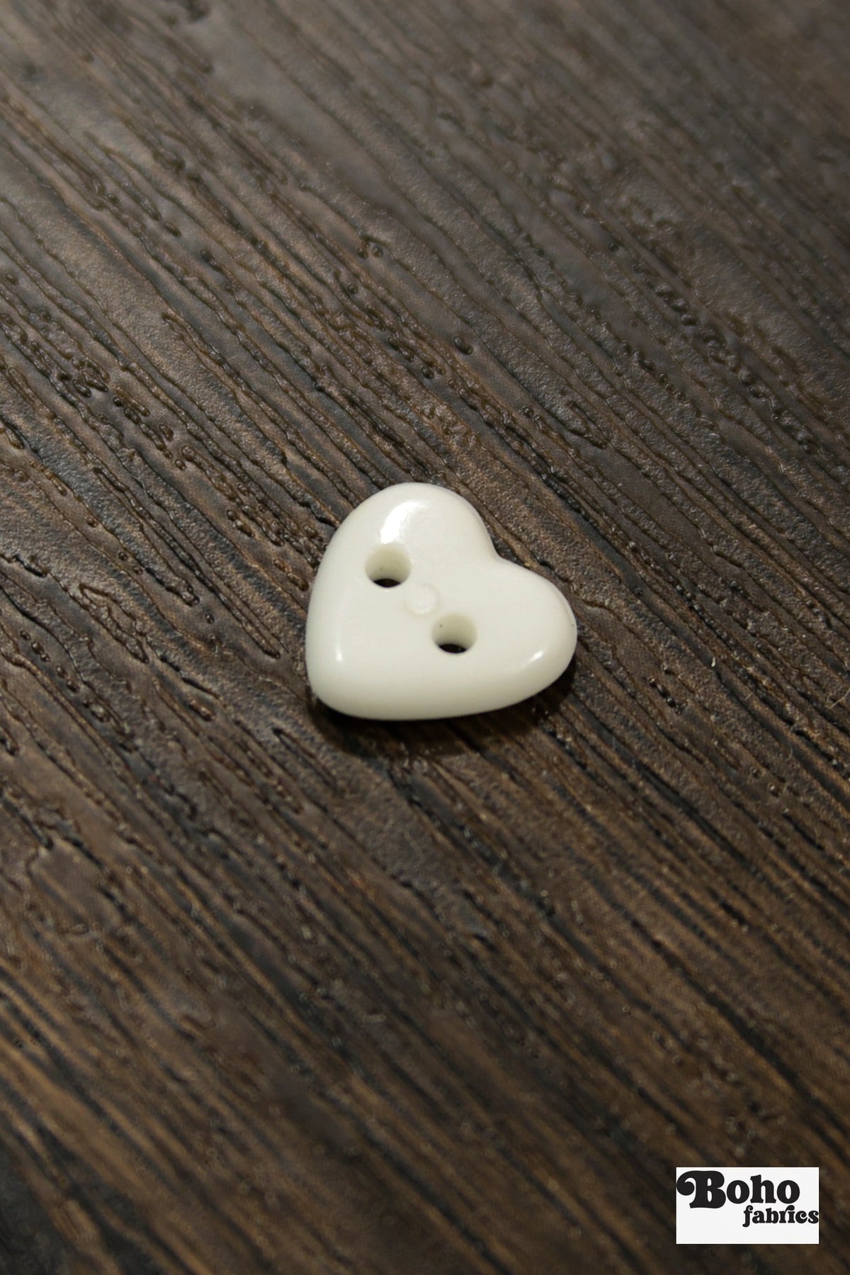 Vintage White Heart Plastic 2-Hole Buttons 12mm, Set of 8 - Boho Fabrics - Buttons & Snaps