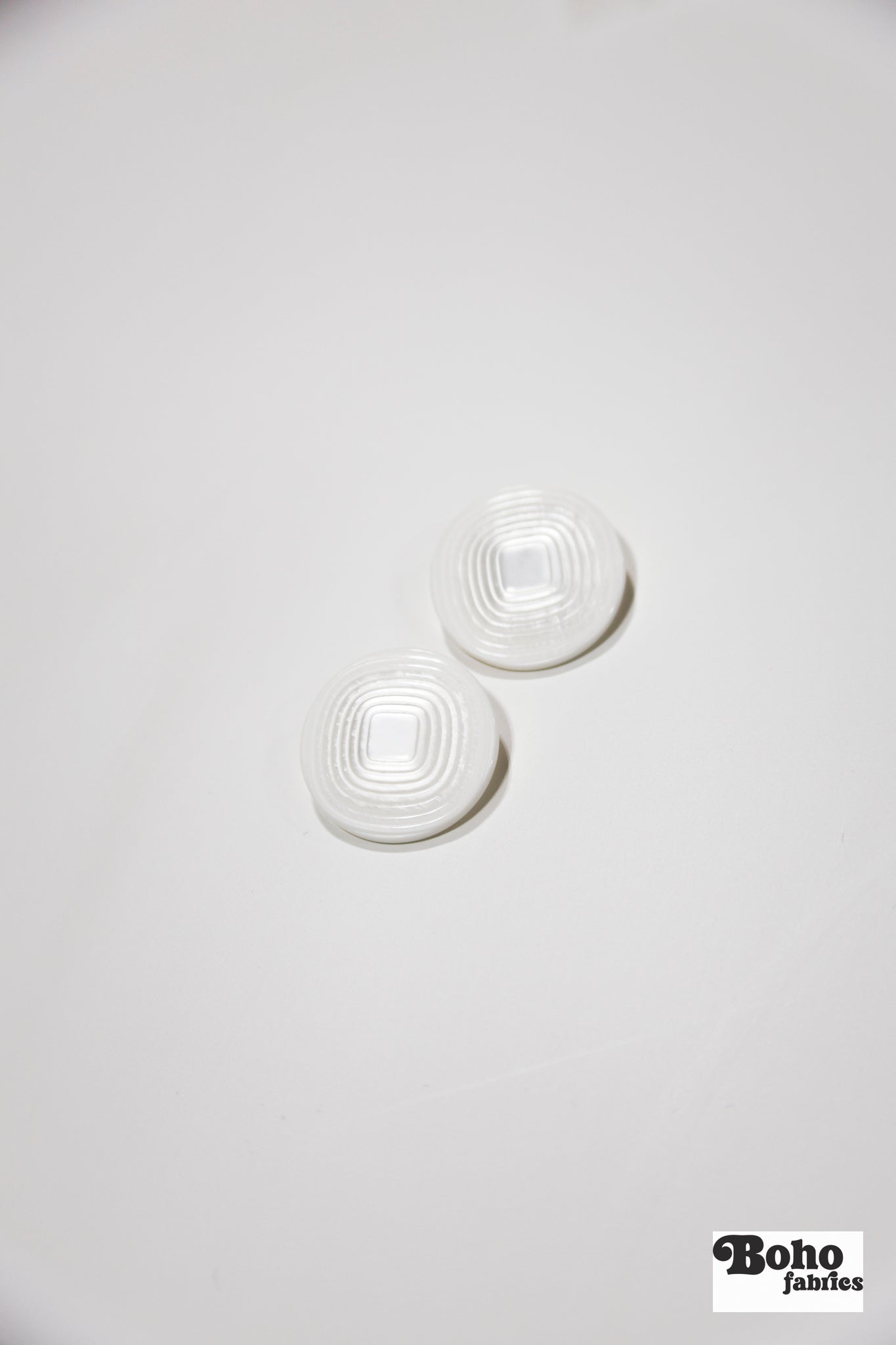 White Pearl Concentric Square Plastic Shank Buttons. 24L (15mm / 5/8"), 32L (20mm 13/16"), 36L (23mm / 7/8") - Boho Fabrics - Buttons & Snaps