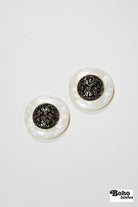 White Pearl & Gold Filigree 2-Hole Plastic Buttons. 40L (25mm / 1") - Boho Fabrics - Buttons & Snaps