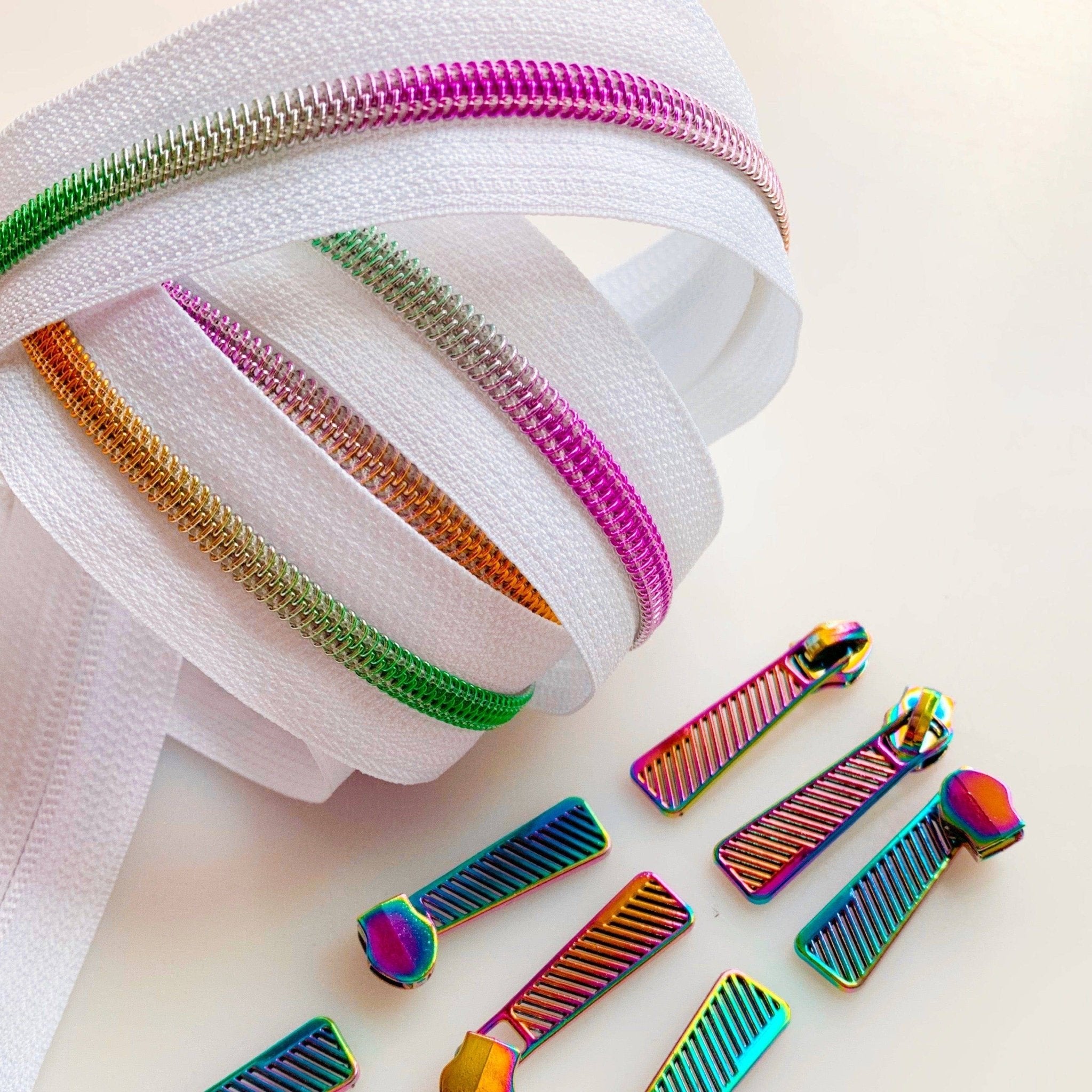 White Rainbow Coil Zipper with Iridescent Pulls - 3 Yards - Boho Fabrics - Zippers