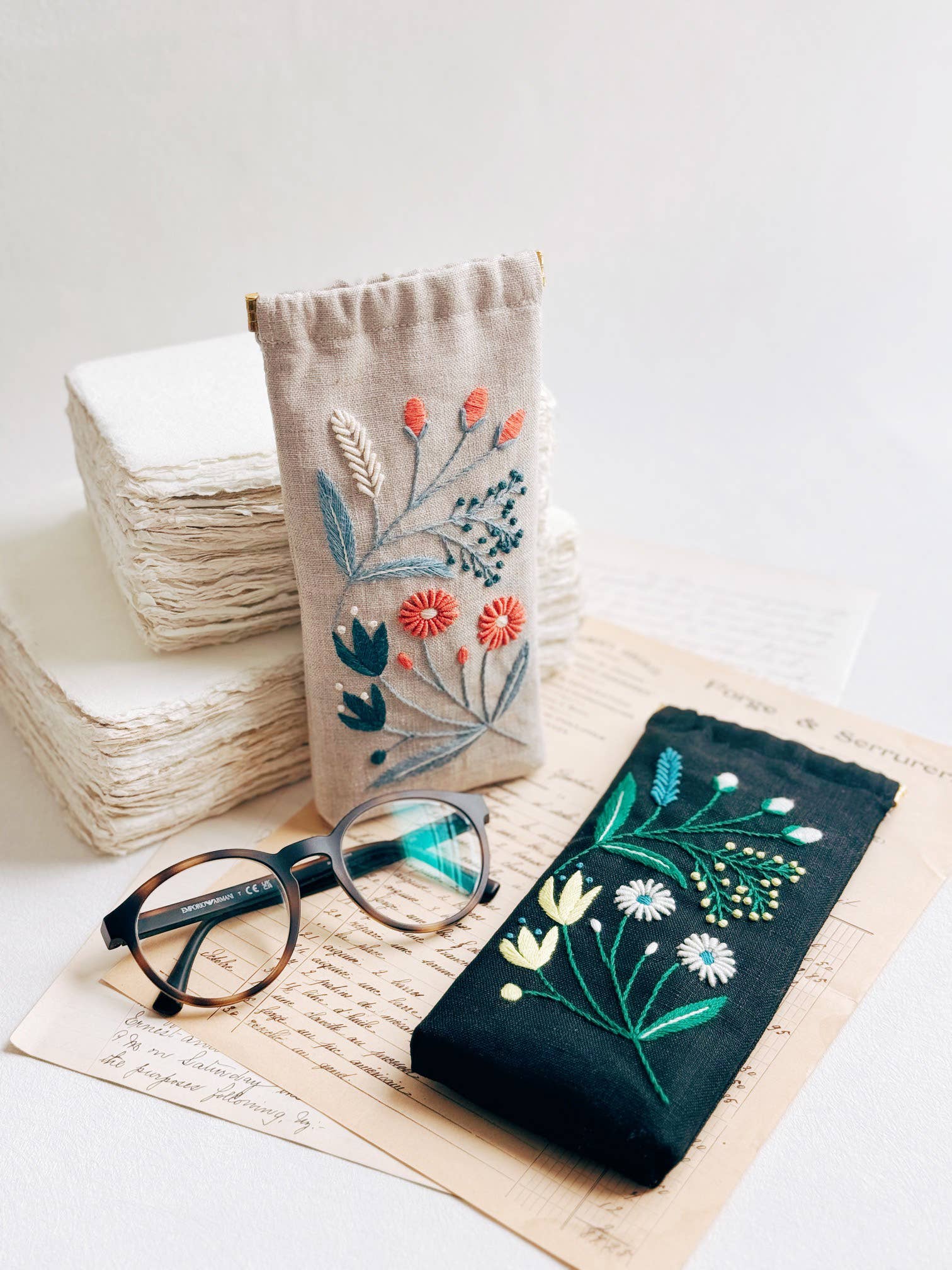 Wildflower Eyeglass Case Kit, Sewing Pattern with Hardware - Boho Fabrics - Sewing Patterns